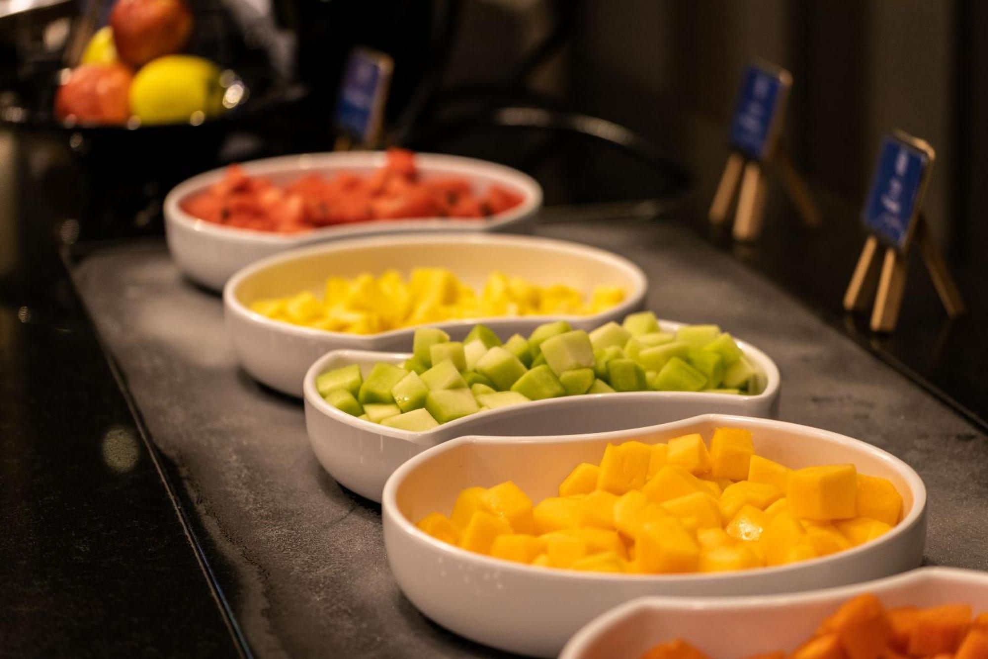 Готель Camino Real Fashion Drive Monterrey San Pedro Garza Garcia Екстер'єр фото Fruit salad